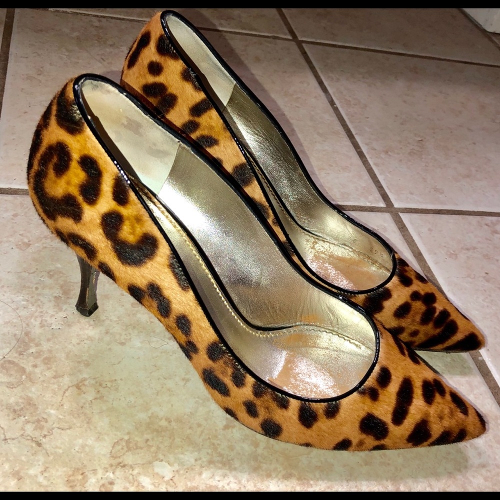 Size 9 Dolce & Gabbana Animal Print Pumps